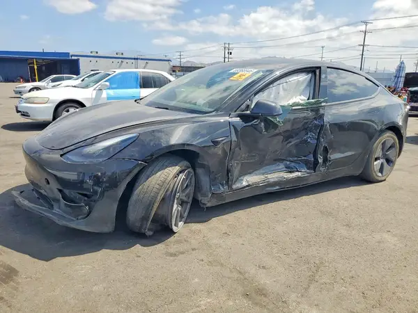 5YJ3E1EB7PF662765 — 2023 Tesla Model 3, Передняя часть (Front End), фото до ремонта