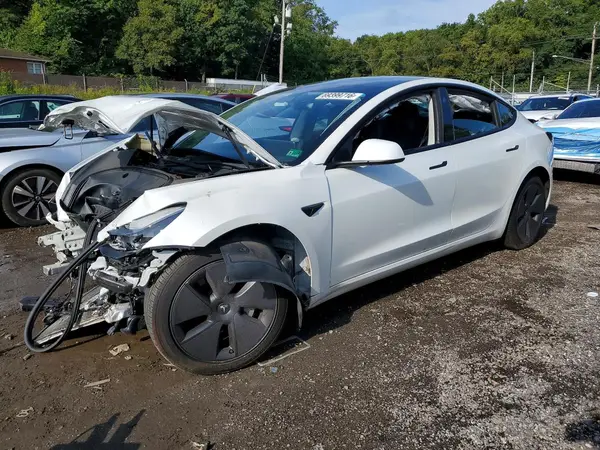 5YJ3E1EA6PF471023 — 2023 Tesla Model 3, Передняя часть (Front End), фото до ремонта