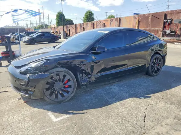5YJ3E1EC7PF410202 — 2023 Tesla Model 3, Передняя часть (Front End), фото до ремонта