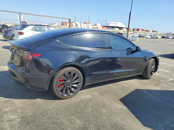 5YJ3E1EC7PF410202 — 2023 Tesla Model 3, фото 3 с аукциона Copart, Передняя часть