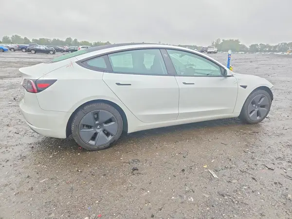 5YJ3E1EA1PF511475 — 2023 Tesla Model 3, фото 3 с аукциона Copart 14.10.2026, Передняя часть