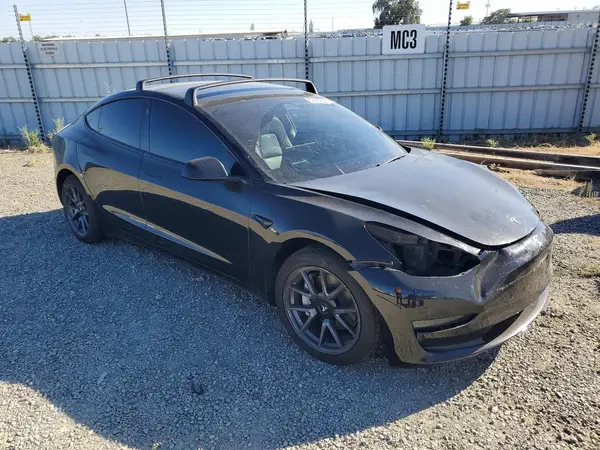 5YJ3E1EA3PF549578 — 2023 Tesla Model 3, фото 4 с аукциона Copart, Передняя часть
