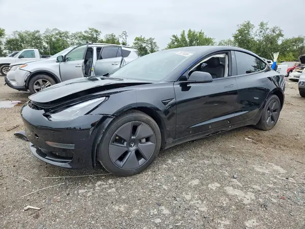 5YJ3E1EAXPF510650 — 2023 Tesla Model 3, Передняя часть (Front End), фото до ремонта