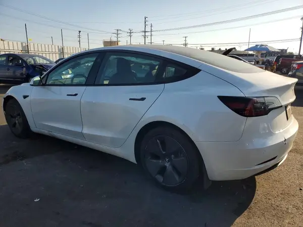 5YJ3E1EA8PF605059 — 2023 Tesla Model 3, фото 2 с аукциона Copart, Передняя часть