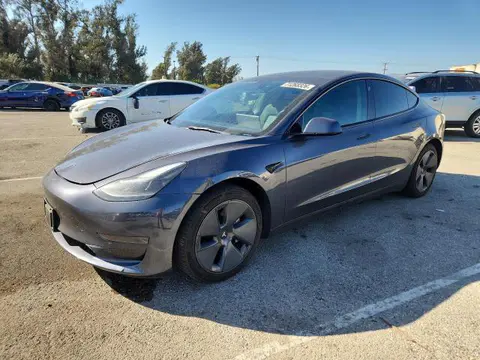 5YJ3E1EAXPF498967 — 2023 Tesla Model 3, Боковая часть (Side), фото до ремонта