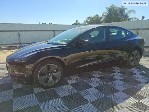 5YJ3E1EA5PF454679 — 2023 Tesla Model 3, Механические повреждения, фото до ремонта