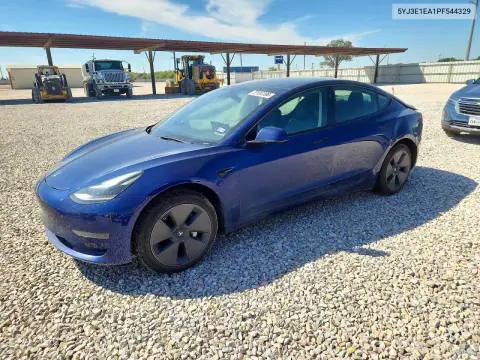 5YJ3E1EA1PF544329 — 2023 Tesla Model 3, Задняя часть, фото до ремонта