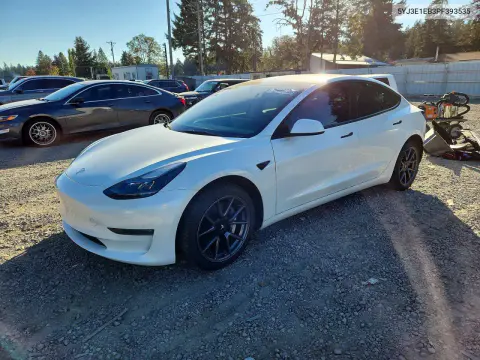 5YJ3E1EB3PF393535 — 2023 Tesla Model 3, Задняя часть, фото до ремонта