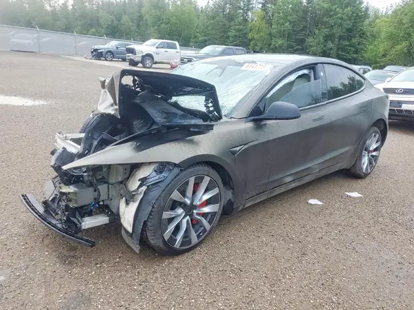 LRW3E7EB6RC093617 — 2024 Tesla Model 3, Передняя часть (Front End), фото до ремонта