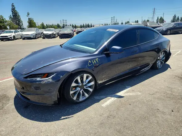 5YJ3E1EA2RF771550 — 2024 Tesla Model 3, Повреждения со всех сторон (All Over), фото до ремонта