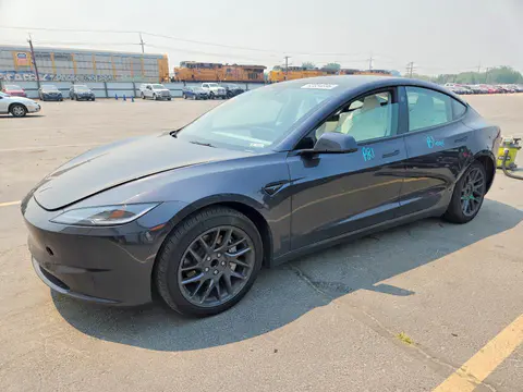 5YJ3E1EAXRF849251 — 2024 Tesla Model 3, Боковая часть (Side), фото до ремонта