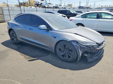 5YJ3E1ET2RF850864 — 2024 Tesla Model 3, фото 4 с аукциона Copart 14.10.2026, Передняя часть