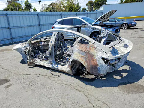 2024 Tesla MODEL 3 VIN 5YJ3E1EA3RF863251 фото 2
