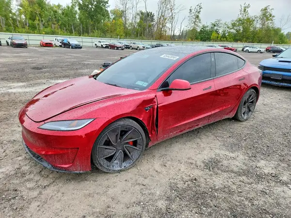 5YJ3E1ET6RF785260 — 2024 Tesla Model 3, Передняя часть (Front End), фото до ремонта