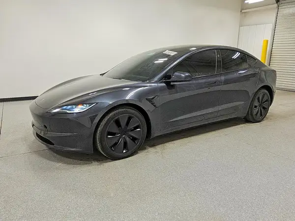5YJ3E1EB5RF843687 — 2024 Tesla Model 3, Мелкие вмятины и царапины (Minor Dent/Scratches), фото до ремонта