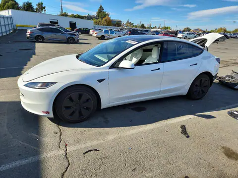 5YJ3E1EA6RF847125 — 2024 Tesla Model 3, Задняя часть (Rear End), фото до ремонта