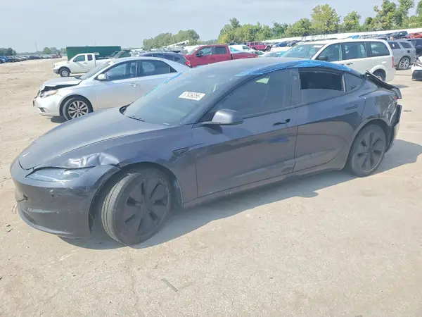 5YJ3E1EB4RF836844 — 2024 Tesla Model 3, Задняя часть (Rear End), фото до ремонта