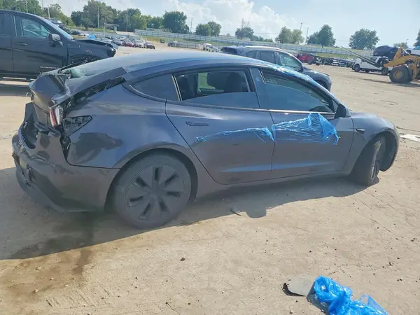5YJ3E1EB4RF836844 — 2024 Tesla Model 3, фото 3 с аукциона Copart, Задняя часть