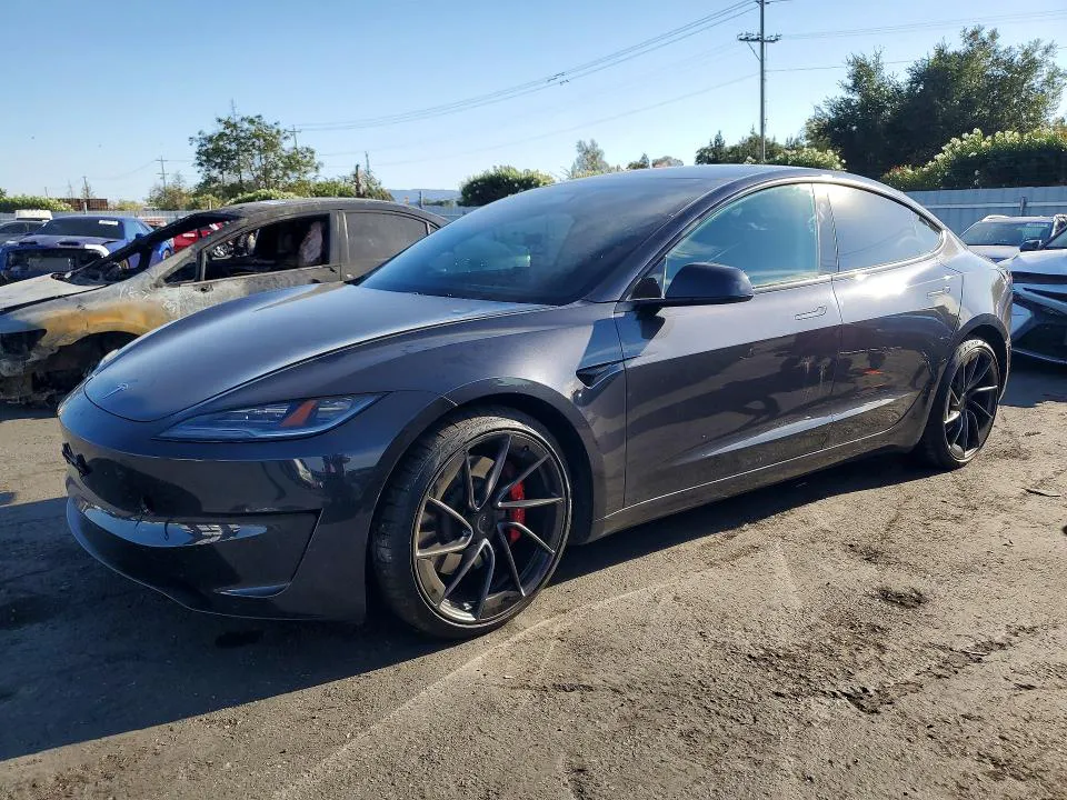 2024 Tesla MODEL 3 VIN 5YJ3E1ET7RF846826 фото 1