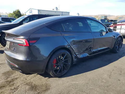 2024 Tesla MODEL 3 VIN 5YJ3E1ET7RF846826 фото 3