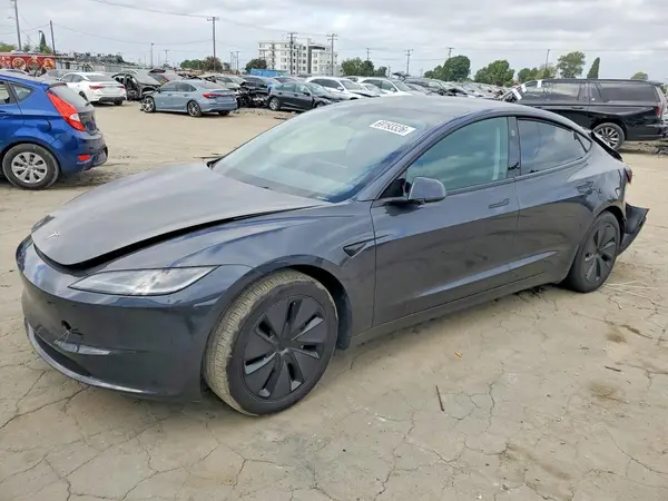 5YJ3E1EA8RF856666 — 2024 Tesla Model 3, Задняя часть (Rear End), фото до ремонта