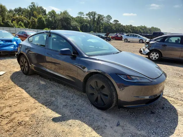 5YJ3E1EA6RF722867 — 2024 Tesla Model 3, фото 4 с аукциона Copart, Крыша