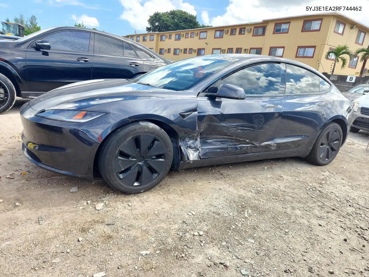 2024 Tesla Model 3 VIN 5YJ3E1EA2RF744462 фото 1