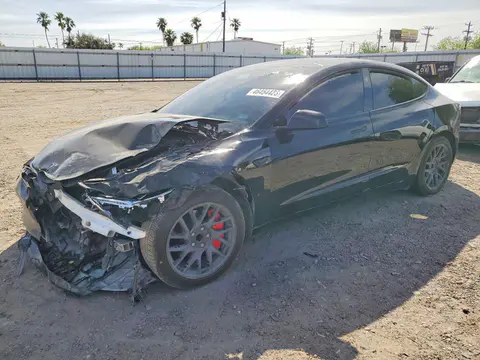 5YJ3E1EA3SF980608 — 2025 Tesla Model 3, Передняя часть (Front End), фото до ремонта