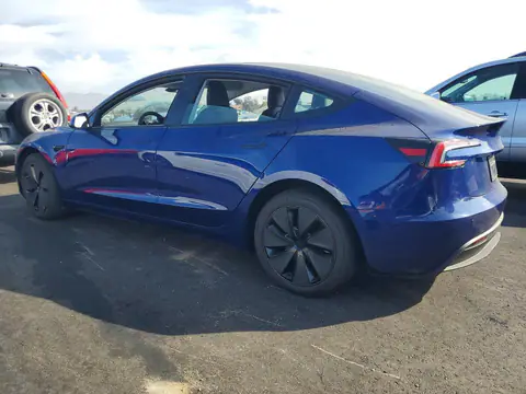 5YJ3E1EA1SF075171 — 2025 Tesla Model 3, фото 2 с аукциона Copart 30.09.2026, Передняя часть