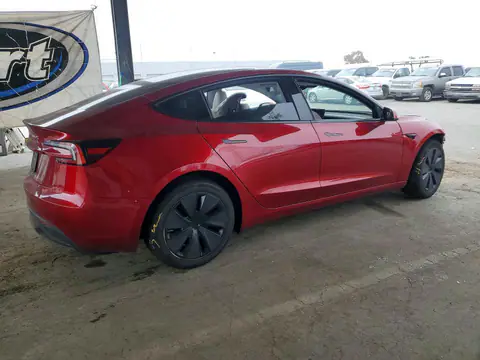 5YJ3E1EA0SF071872 — 2025 Tesla Model 3, фото 3 с аукциона Copart 29.09.2026, Передняя часть