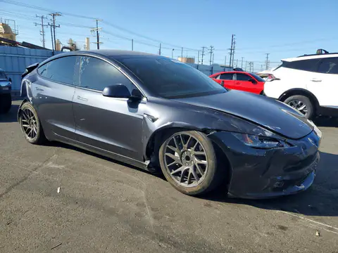 5YJ3E1EA8SF940301 — 2025 Tesla Model 3, фото 4 с аукциона Copart 30.09.2026, Задняя часть