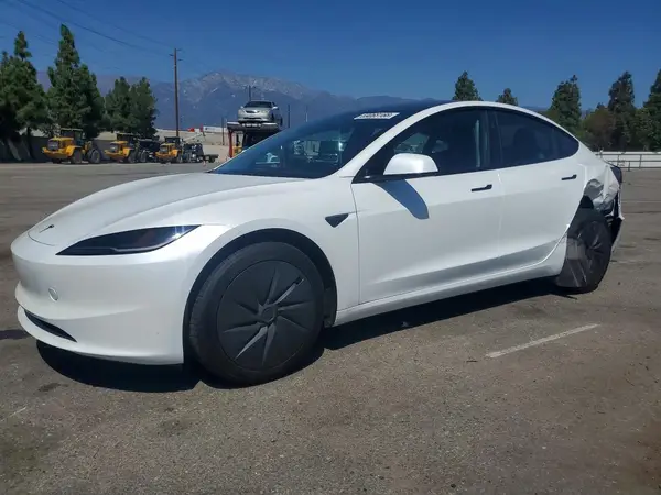 5YJ3E1EA7SF138287 Tesla Model 3 2025 — повреждение Задняя часть, фото до ремонта
