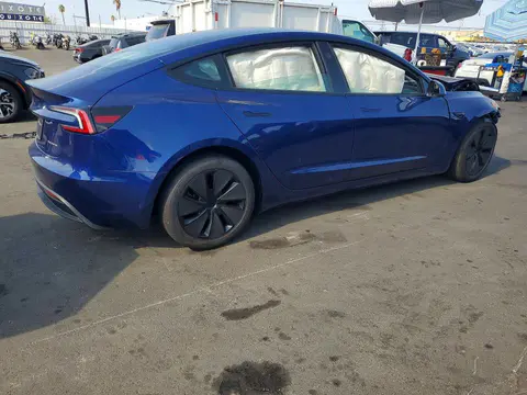 2025 Tesla MODEL 3 VIN 5YJ3E1EB4SF084004 фото 3