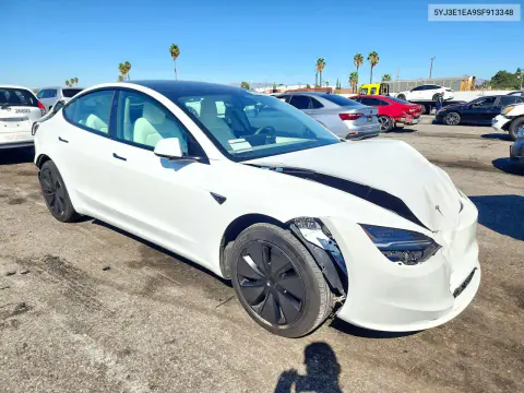 2025 Tesla Model 3 VIN 5YJ3E1EA9SF913348 фото 4