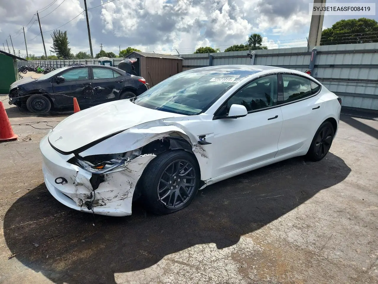 2025 Tesla Model 3 VIN 5YJ3E1EA6SF008419 фото 1