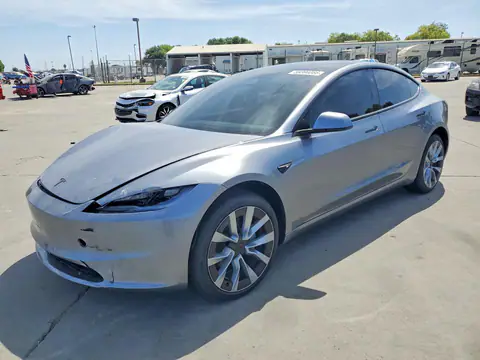 5YJ3E1EA1TF198972 — 2026 Tesla Model 3, Задняя часть (Rear End), фото до ремонта
