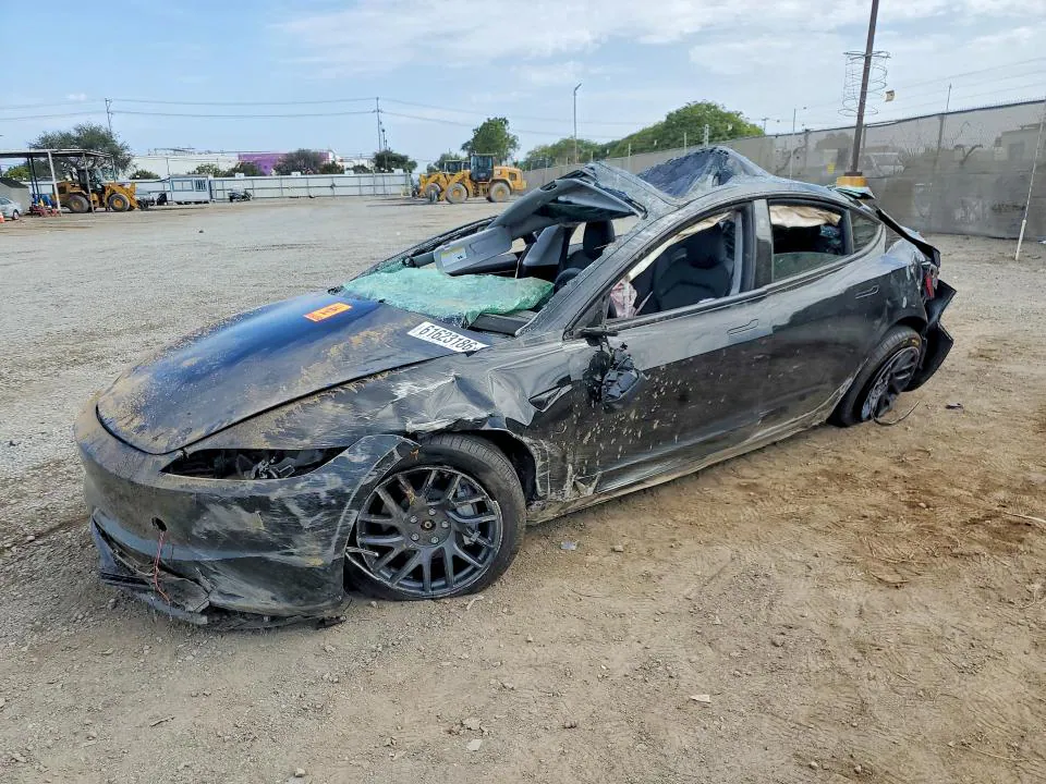 2026 Tesla MODEL 3 VIN 5YJ3E1EB5TF160735 фото 1
