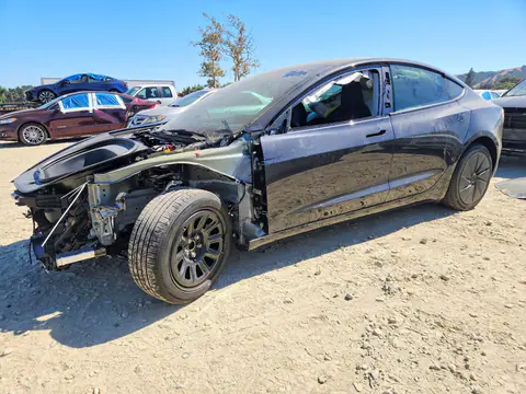 5YJ3E1EA5TF200626 — 2026 Tesla Model 3, Передняя часть (Front End), фото до ремонта