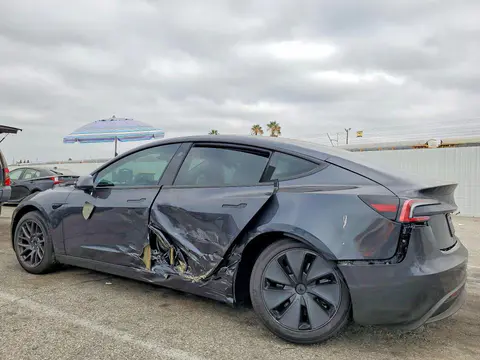 2026 Tesla MODEL 3 VIN 5YJ3E1EA5TF196402 фото 2