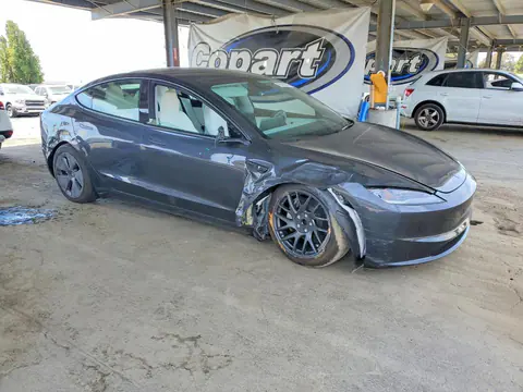 2026 Tesla MODEL 3 VIN 5YJ3E1EA4TF166226 фото 4