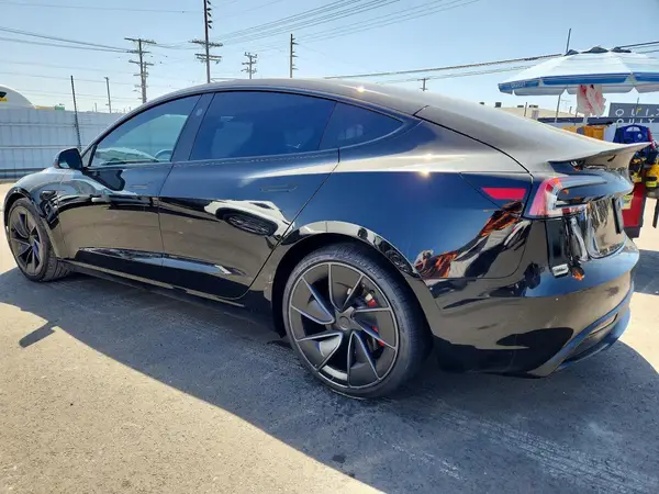 5YJ3E1ETXTF202759 — 2026 Tesla Model 3, фото 2 с аукциона Copart, Боковая часть