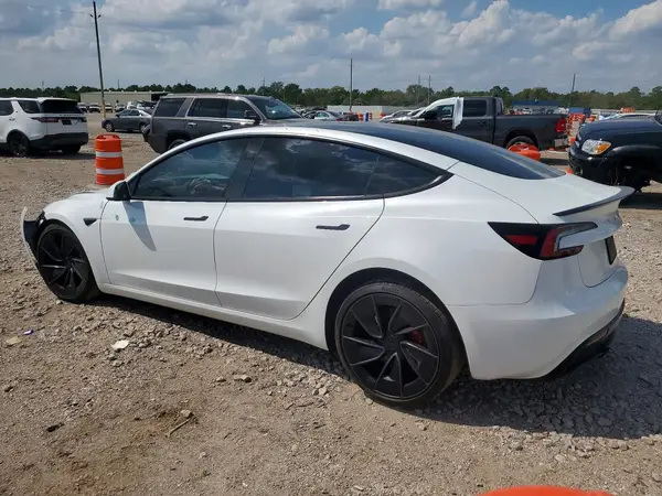 5YJ3E1ET5TF149629 — 2026 Tesla Model 3, Передняя часть (Front End), фото до ремонта