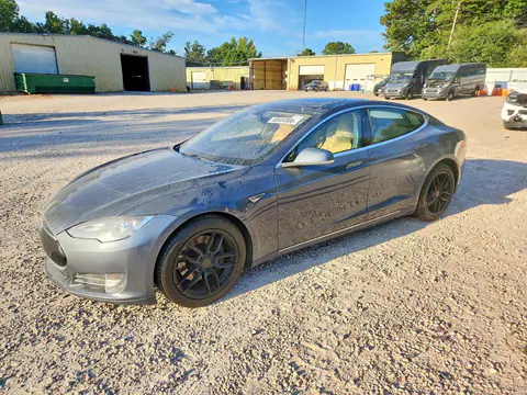 5YJSA1BG7DFP03771 — 2013 Tesla Model S, Мелкие вмятины и царапины (Minor Dent/Scratches), фото до ремонта