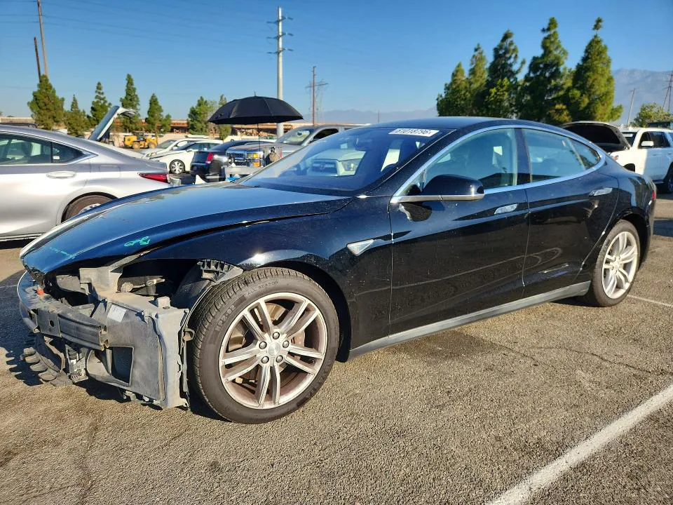 2014 Tesla MODEL S VIN 5YJSA1S15EFP44526 фото 1