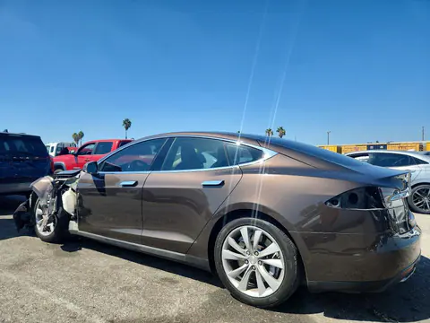2014 Tesla MODEL S VIN 5YJSA1H16EFP61004 фото 2