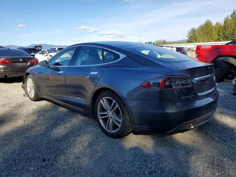 2014 Tesla MODEL S VIN 5YJSA1H16EFP66588 фото 2