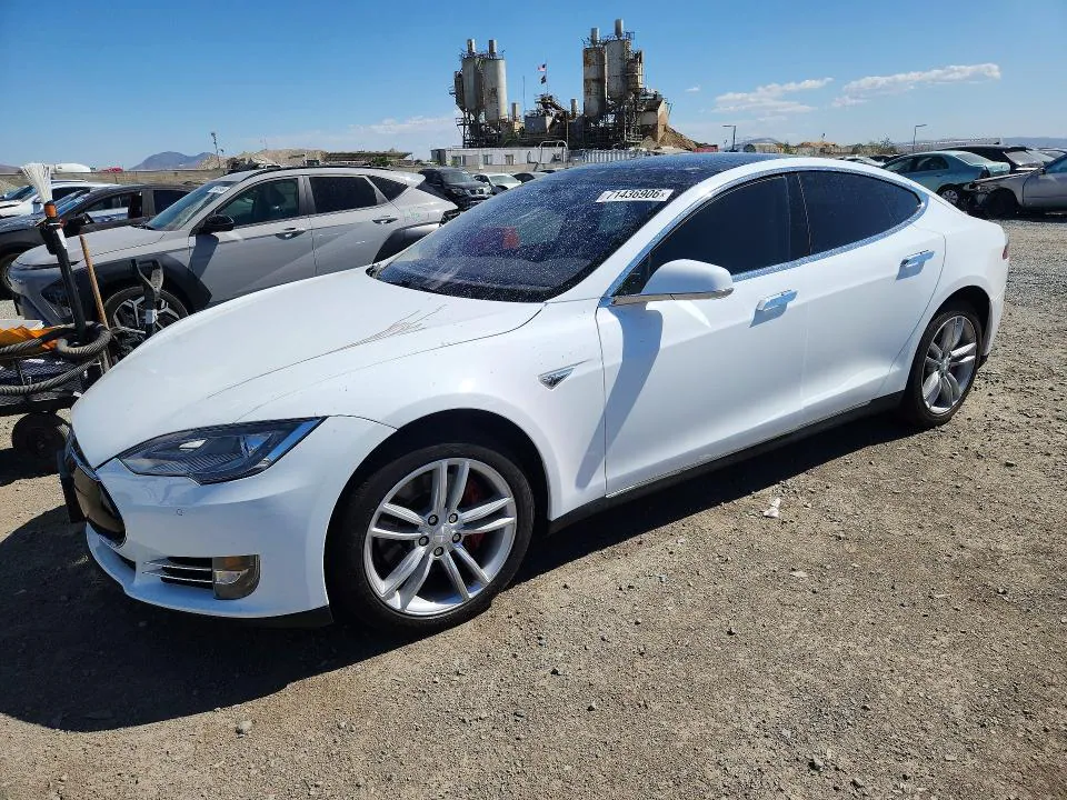 2014 Tesla MODEL S VIN 5YJSA1S11EFP47911 фото 1