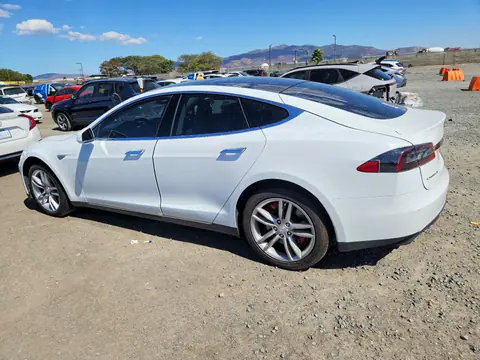 2014 Tesla MODEL S VIN 5YJSA1S11EFP47911 фото 2
