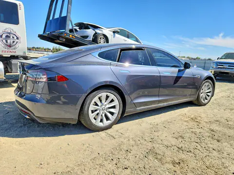 2015 Tesla MODEL S VIN 5YJSA1H11FFP78942 фото 3