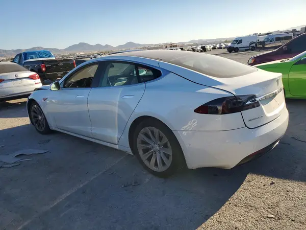 5YJSA1E26GF142323 — 2016 Tesla Model S, фото 2 с аукциона Copart, Передняя часть
